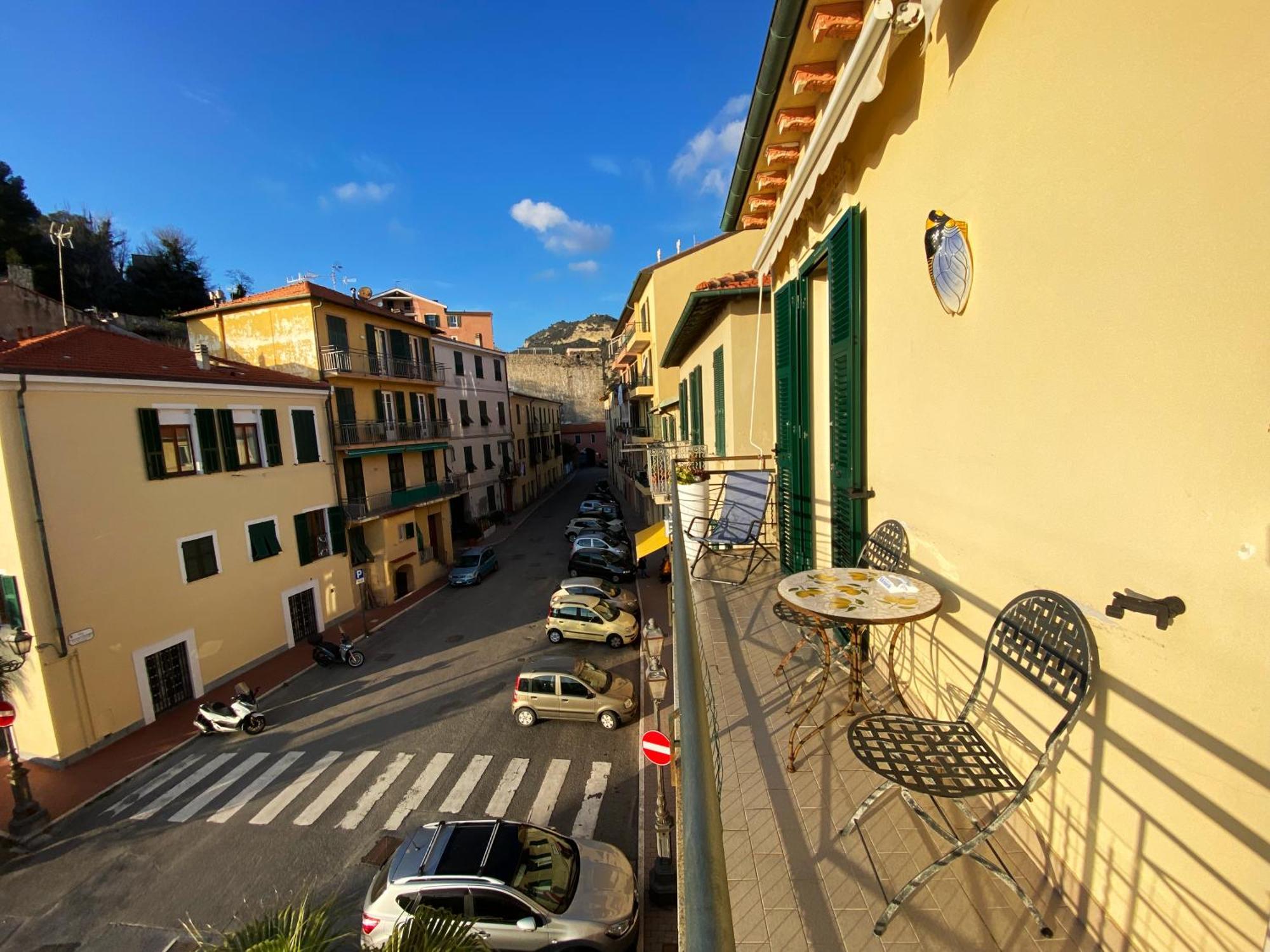 L'Eternita' E' Il Mare Mischiato Col Sole Rimbaud Apartment Ventimiglia Bagian luar foto